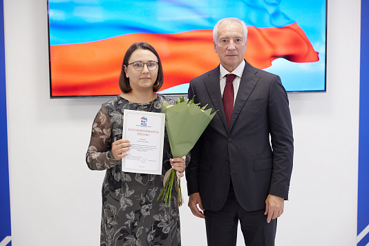 Сотрудник «Пушкинки» получил благодарственное письмо Губернатора Томской области